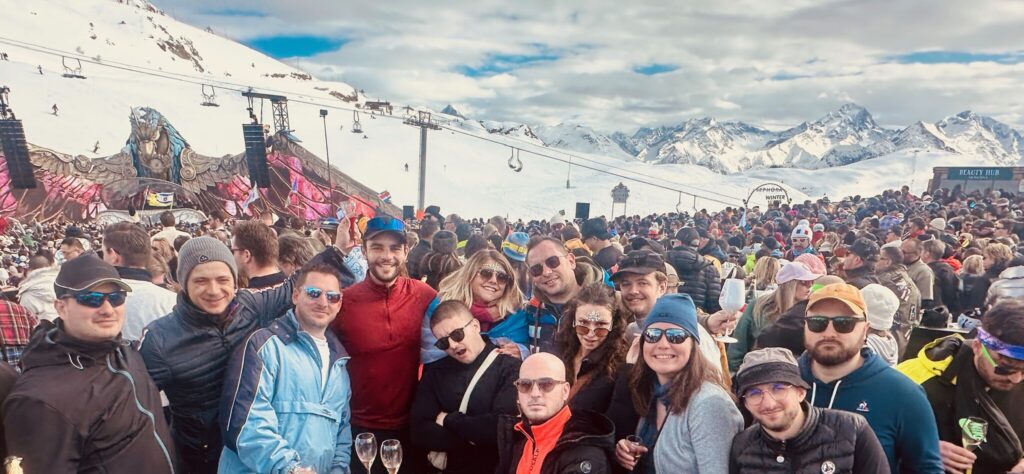 ❄️ [ 𝐓𝐎𝐌𝐎𝐑𝐑𝐎𝐖𝐋𝐀𝐍𝐃 𝐖𝐈𝐍𝐓𝐄𝐑 ] ❄️ Que dire si ce n’est… 𝐰𝐚𝐨𝐮𝐡…