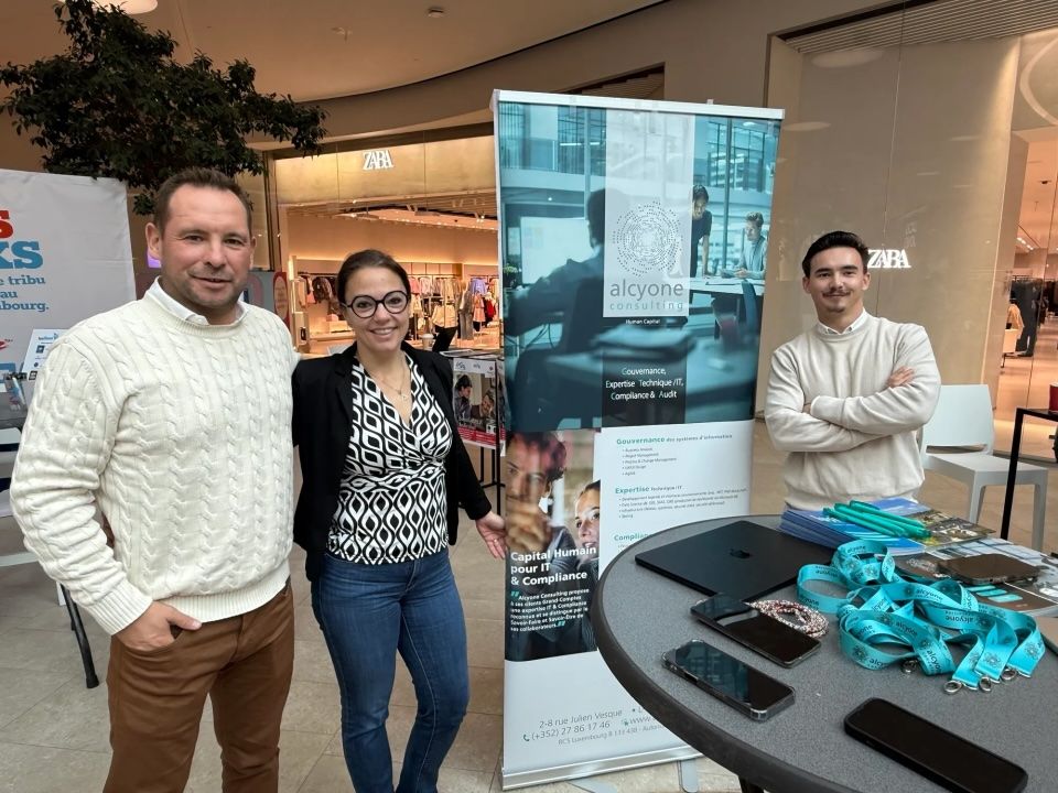 🎉 Nous étions présents vendredi au 𝐒𝐚𝐥𝐨𝐧 𝐝𝐞𝐬 𝐅𝐫𝐨𝐧𝐭𝐚𝐥𝐢𝐞𝐫𝐬 𝐝𝐞 𝐥𝐚 𝐂𝐥𝐨𝐜𝐡𝐞…